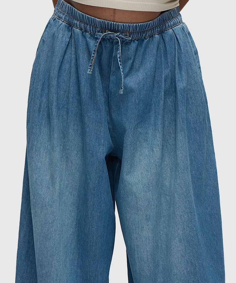 The Easy Denim Pant