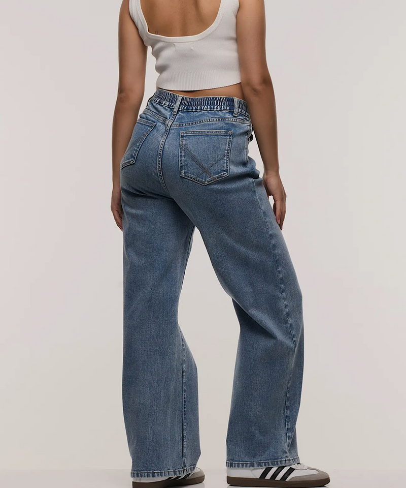 The Relaxed Wide Leg Jean