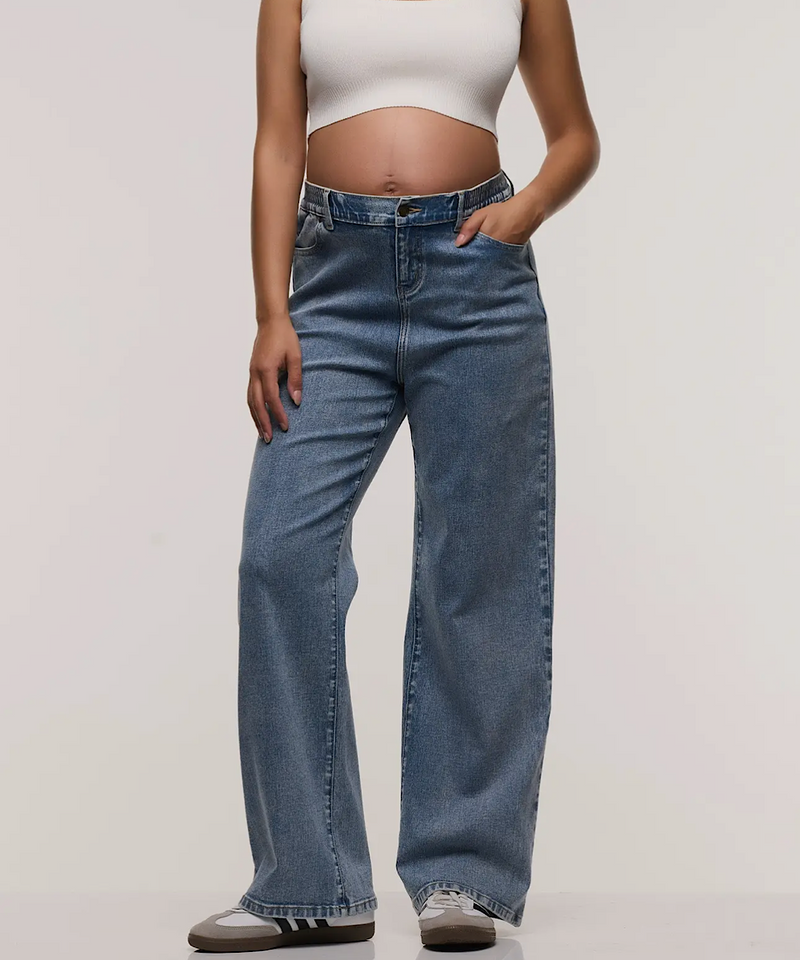The Relaxed Wide Leg Jean